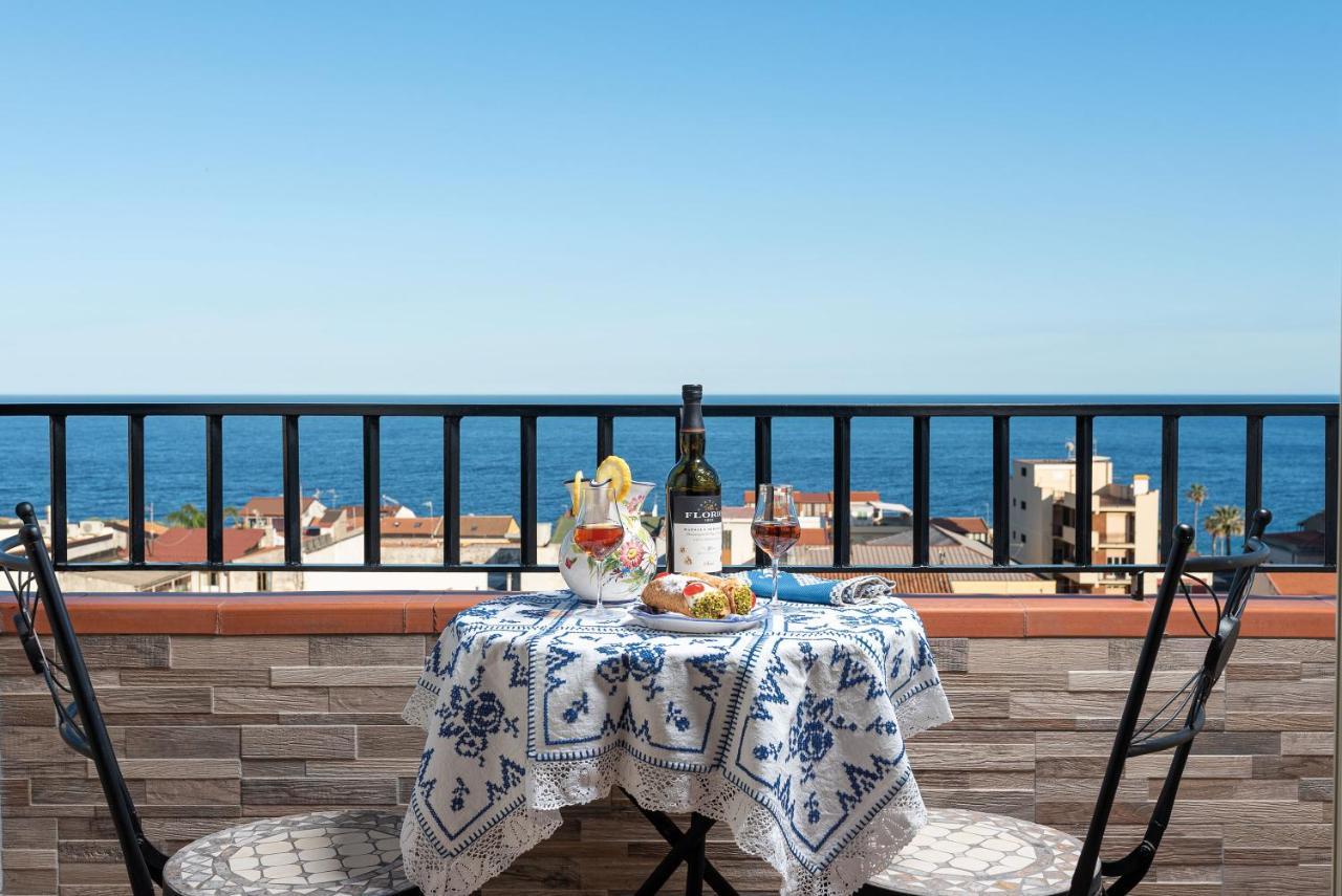 Torrevarata - Guest Rooms Санта-Тереза-ди-Рива Экстерьер фото