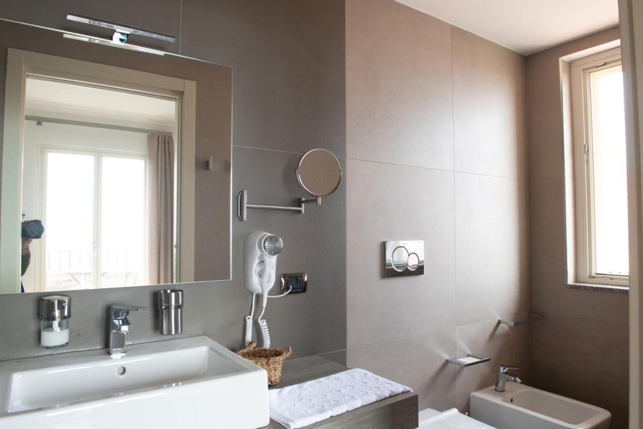 Torrevarata - Guest Rooms Санта-Тереза-ди-Рива Экстерьер фото