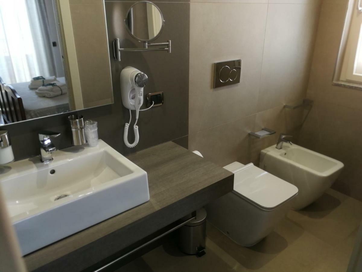 Torrevarata - Guest Rooms Санта-Тереза-ди-Рива Экстерьер фото